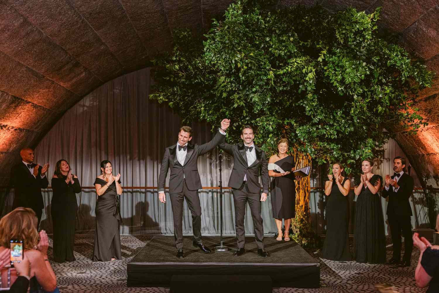 These Grooms Hosted a Timeless New York City Wedding With Views of the Queensboro Bridge
